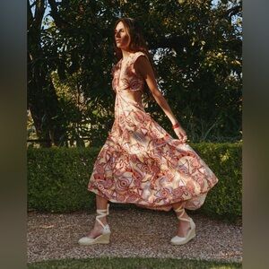 Saludos The Marseille Wedge Espadrille Women’s 11 La Concha Ivory Sandals